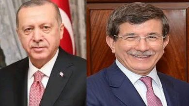 صورة أحمد داود أوغلو يتهم أردوغان بممارسة ” الفجور و النفاق السياسي  ” ويطالبه بوقف الصادرات التركية إلى إسرائيل 